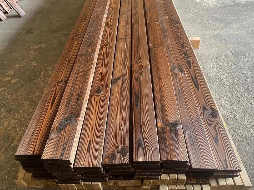 源頭工廠 #碳化木炭燒松木 #防腐木工程 #原木材料 戶